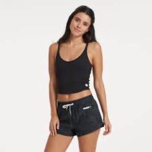 Like new Vuori Women's Rib Crop Tank